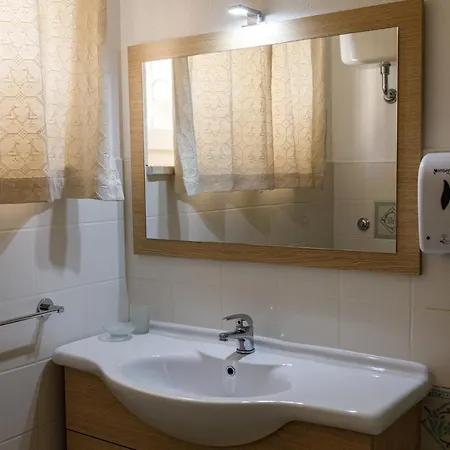 Casa Tacconi Oda ve Kahvaltı Villasimius